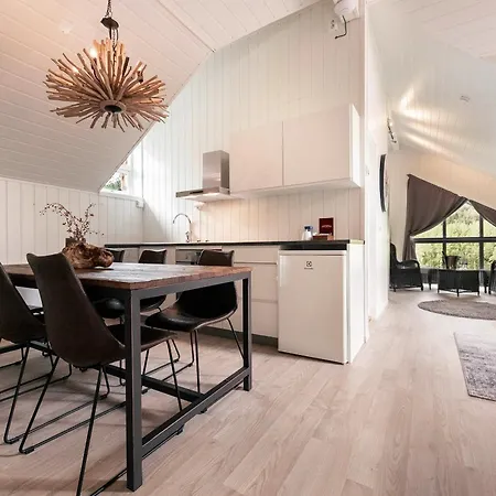 Reisa 롯지 스토스렛