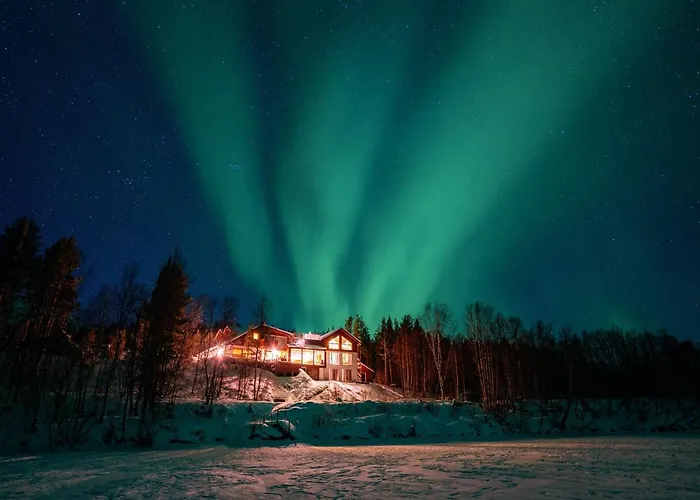 بيت خشبي Reisa Storslett