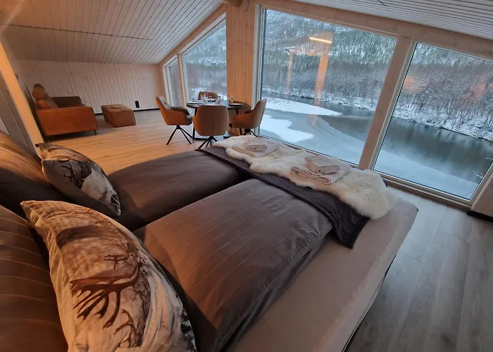 Reisa بيت خشبي Storslett